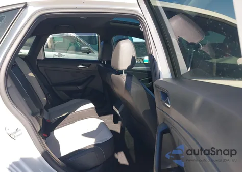 2021 Volkswagen Jetta 1.4T R-Line/1.4T S/1.4T Se z USA, uszkodzony, nr VIN 3VWC57BU6MM045631